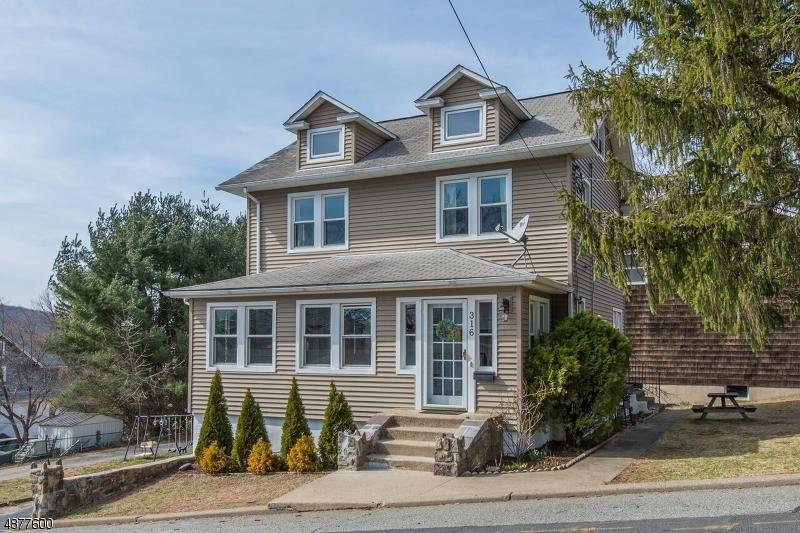 316 Highland Ave - Photo 1