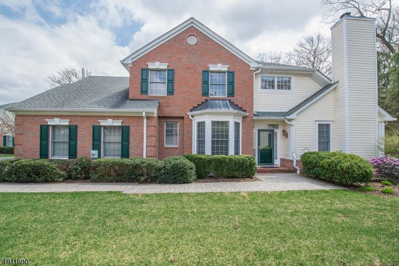 802 Fieldstone Ter - Photo 1