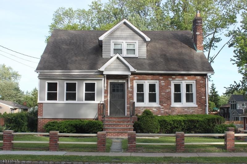 15 Rosedale Ave - Photo 1
