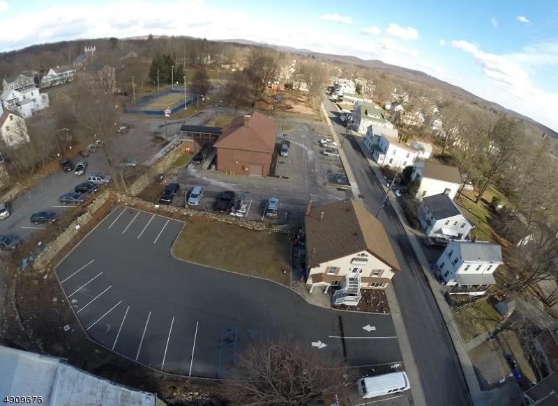 21 Maple Ave - Photo 1