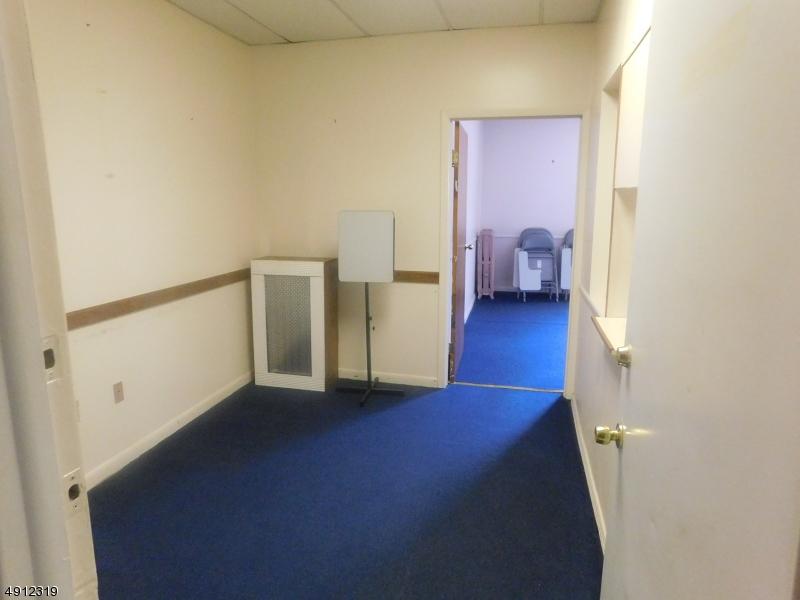 305 Broadway - Photo 1