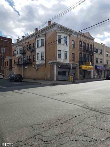 263 Passaic St - Photo 1