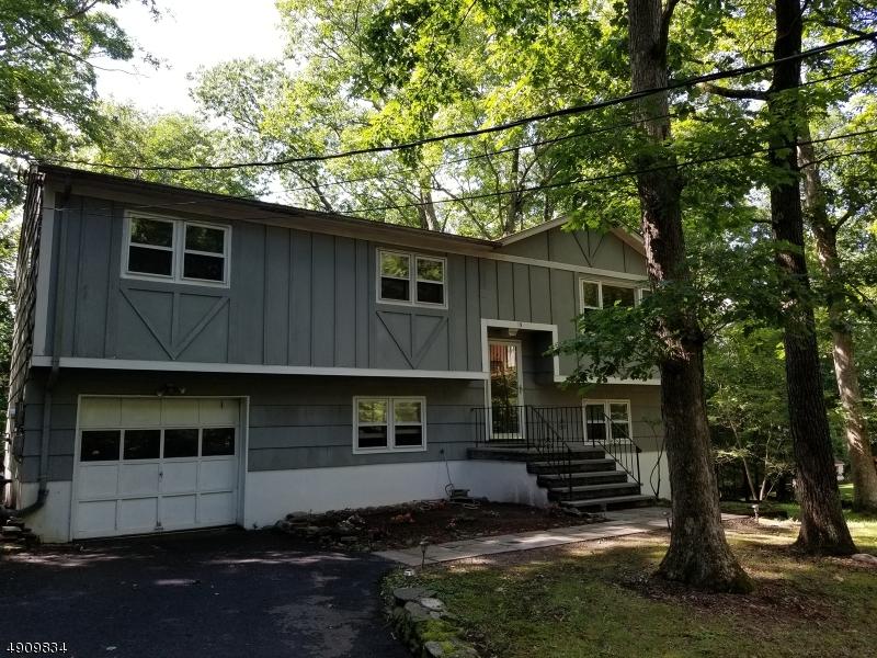 15 Crescent Dr N - Photo 1