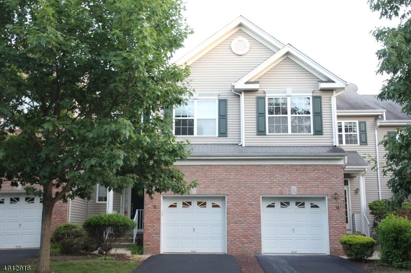 72 Truman Ave - Photo 1