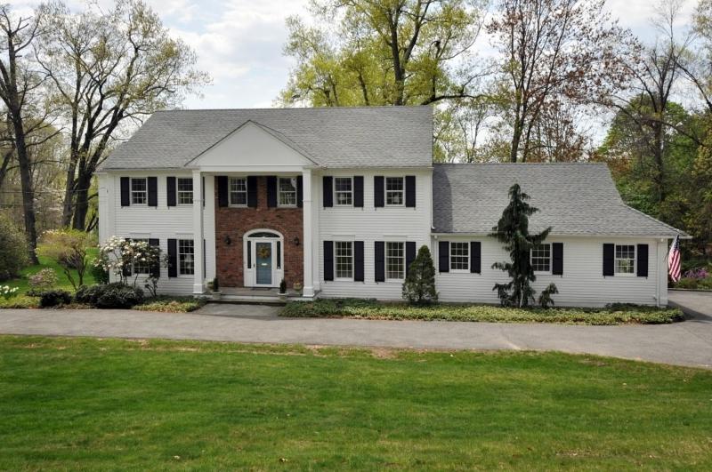 43 Midwood Ter - Photo 1