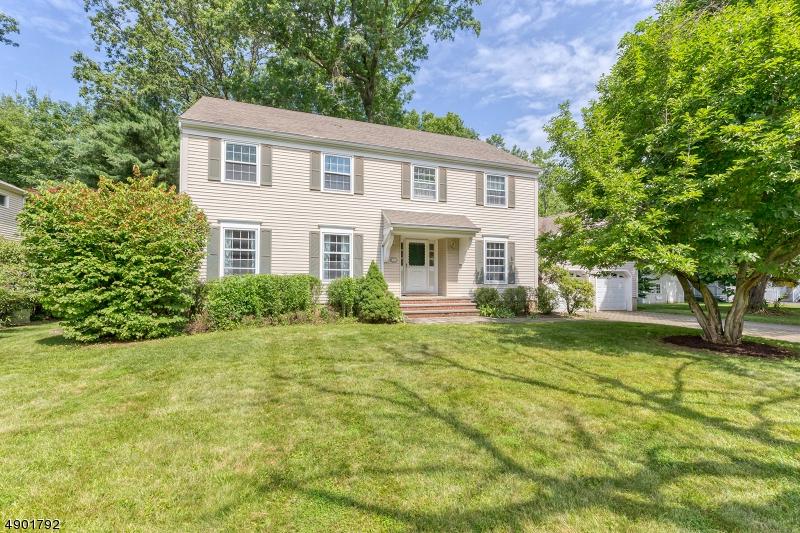 16 Delaware Ave - Photo 1