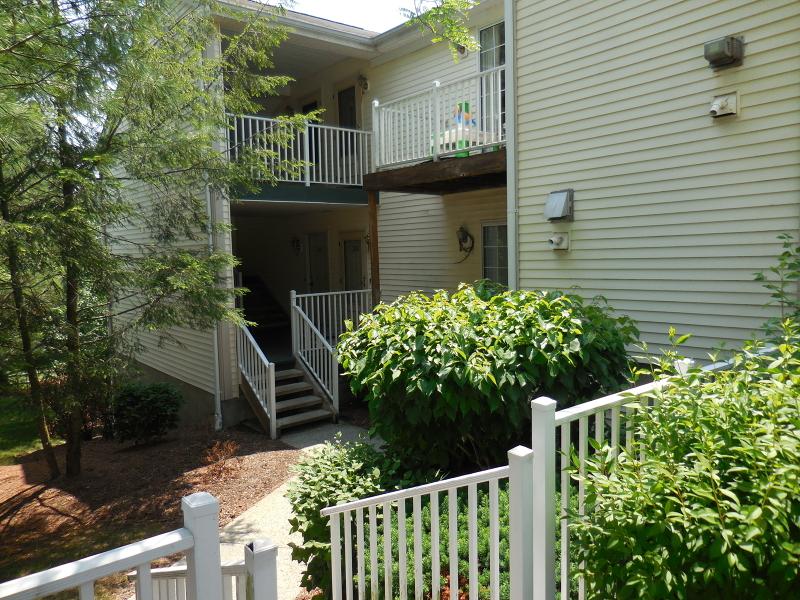 247 Potomac Dr - Photo 1