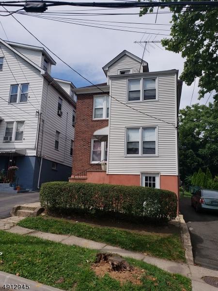 100 Hancox Ave - Photo 1