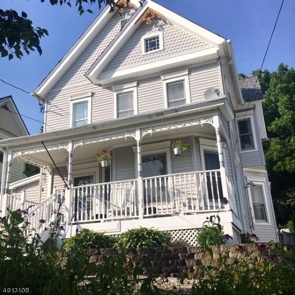 8 Foster St - Photo 1