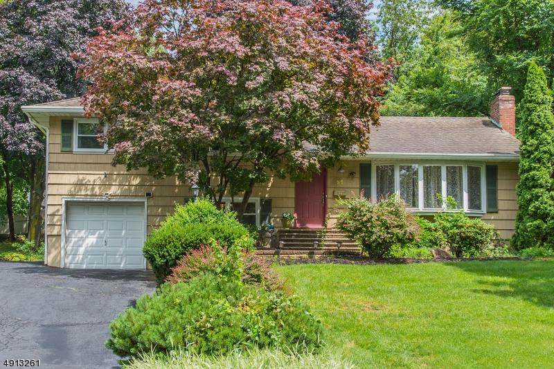 56 Lakeview Ter - Photo 1
