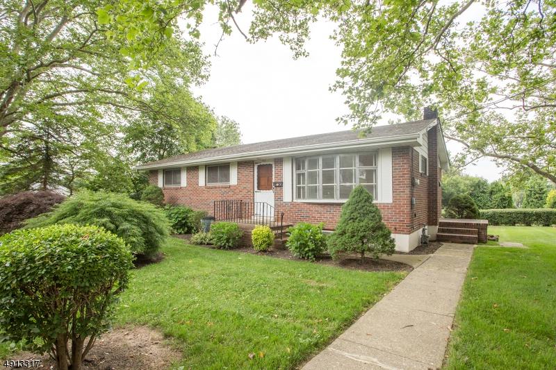 207 Victory Ave - Photo 1