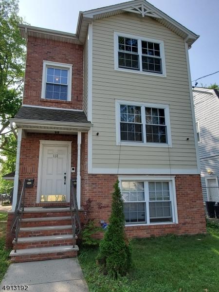 112 Maple Ave - Photo 1