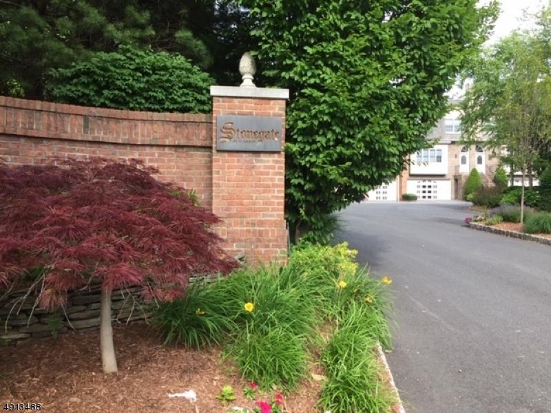 106 Stonegate Trl - Photo 1
