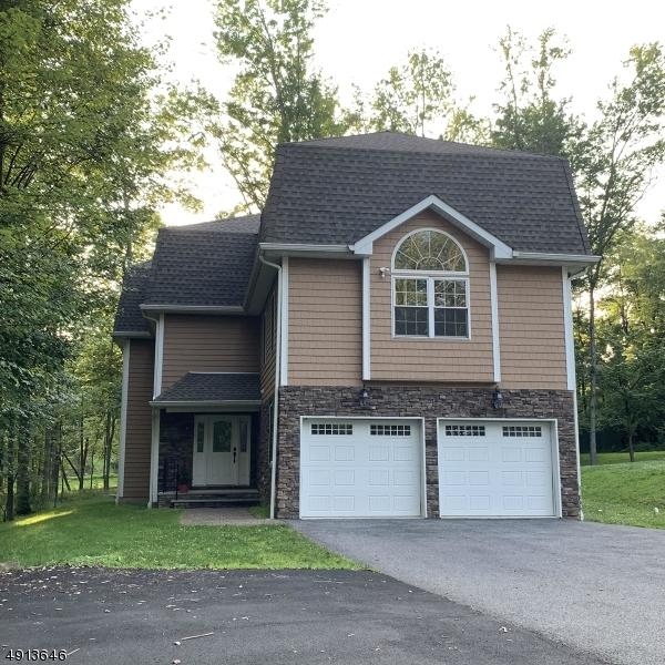 195 Valley Rd - Photo 1