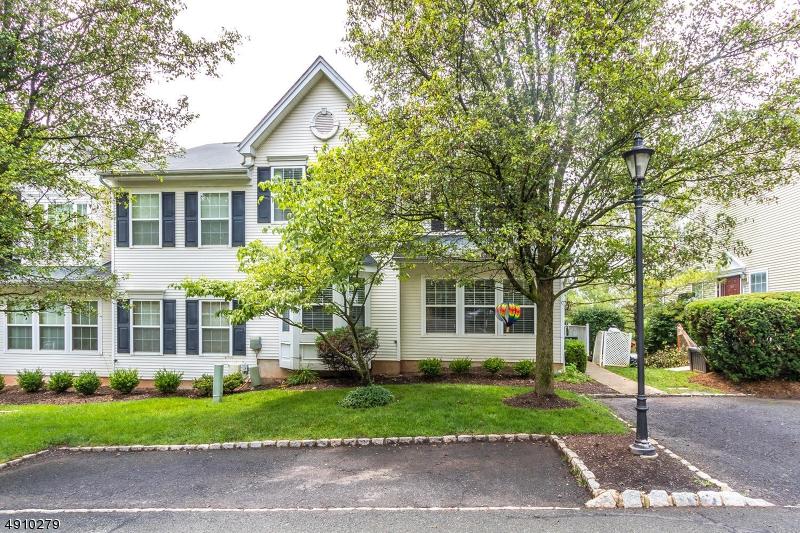 267 Thistle Ln - Photo 1