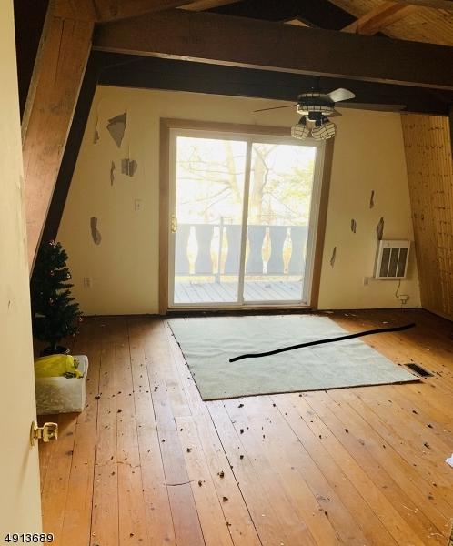 105 Hemlock Hl - Photo 1