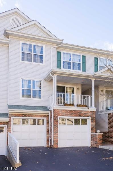 613 Knollwood Ct - Photo 1