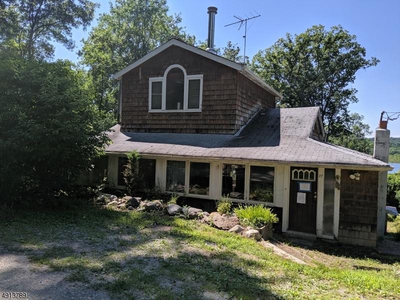 2 Oakland Ave - Photo 1