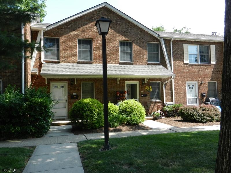 612 4TH AVE - Photo 1