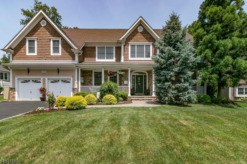1533 Rahway Ave - Photo 1