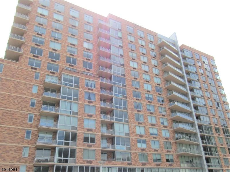 306 Hudson Park - Photo 1