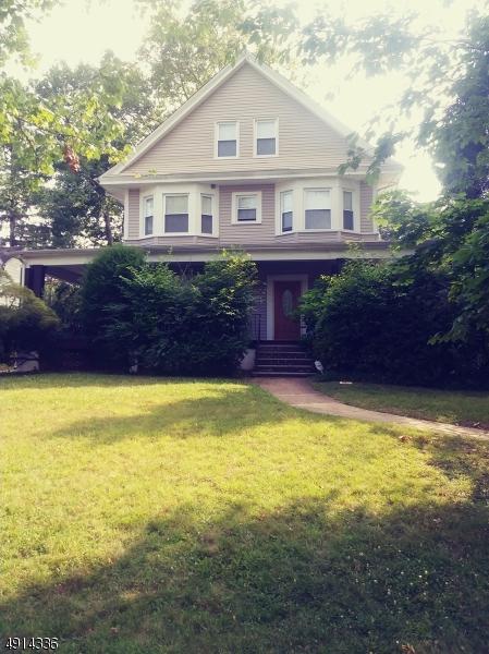 370 Fairview Ave - Photo 1