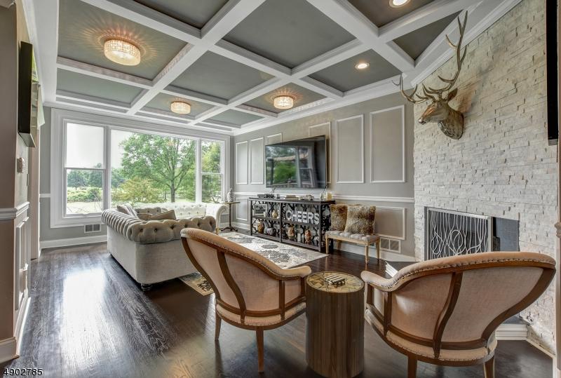 7 Hogan Ct - Photo 1