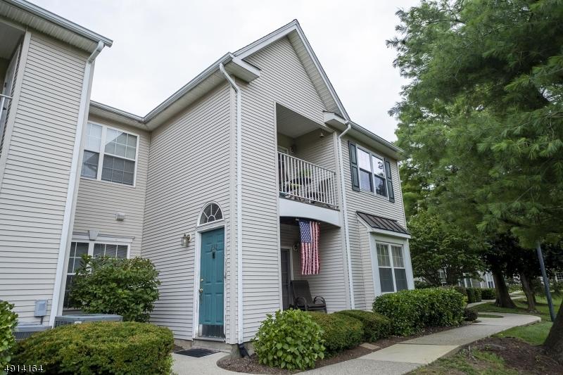 232 Cambridge Ct - Photo 1