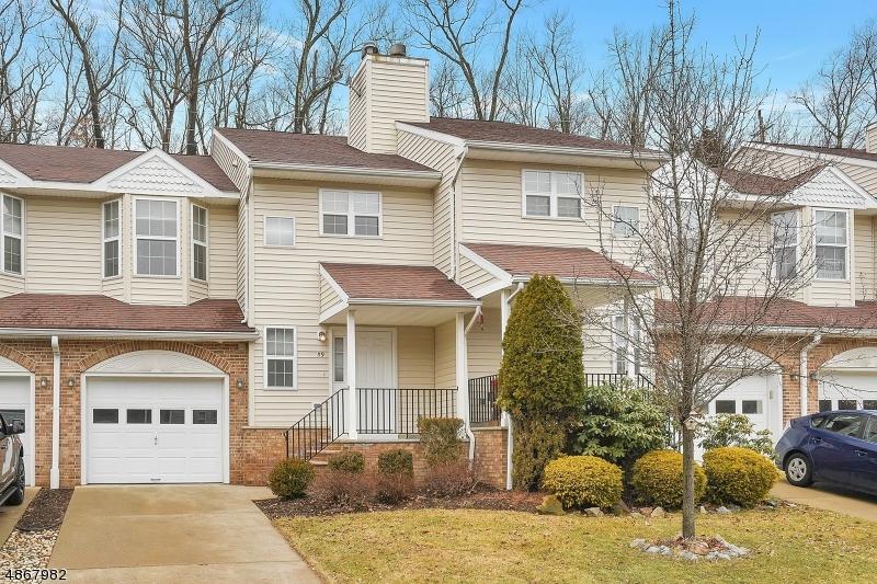 59 Rock Creek Ter - Photo 1