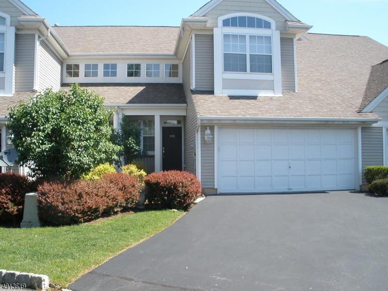 1115 Highland Ct - Photo 1