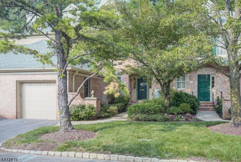 14 Chadwell Pl - Photo 1
