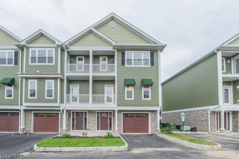 13 Chaz Way - Photo 1
