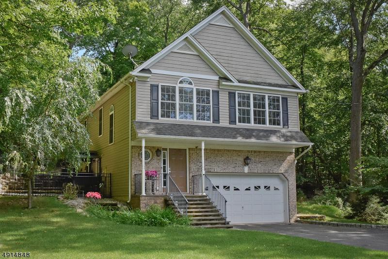 28 Old Stagecoach Rd - Photo 1