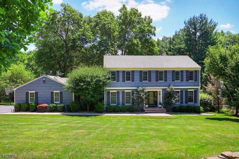 36 Mountainside Rd - Photo 1