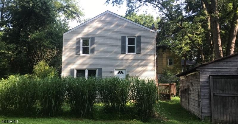 87 Monmouth Ave - Photo 1