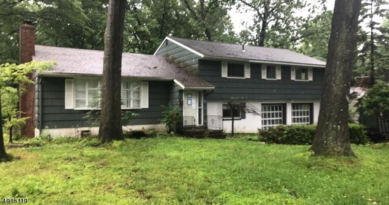 111 Plymouth Rd - Photo 1