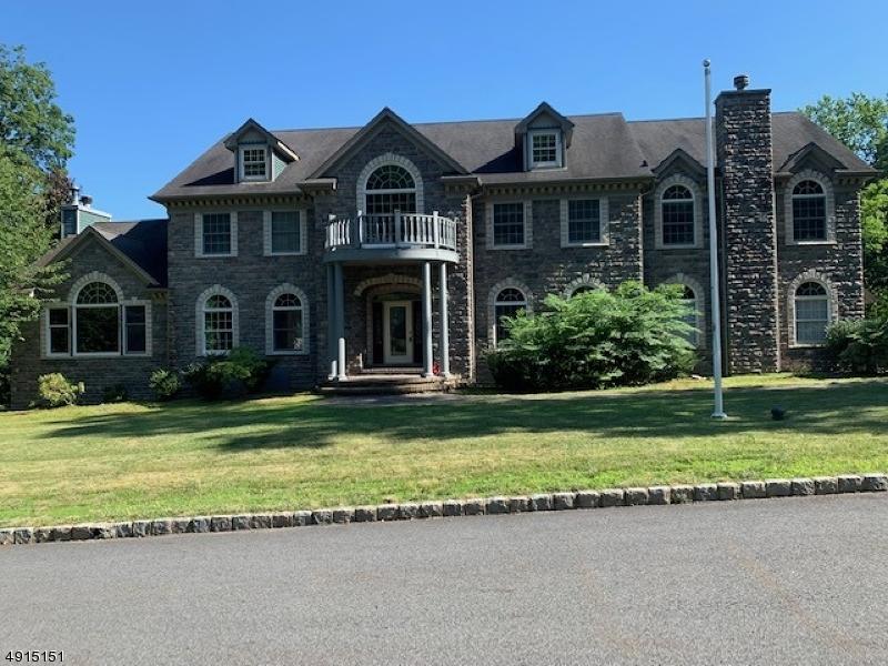 38 Crescent Dr - Photo 1