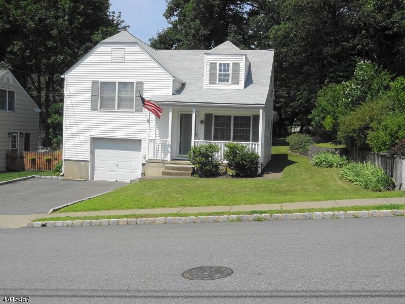 55 Washington Ave - Photo 1