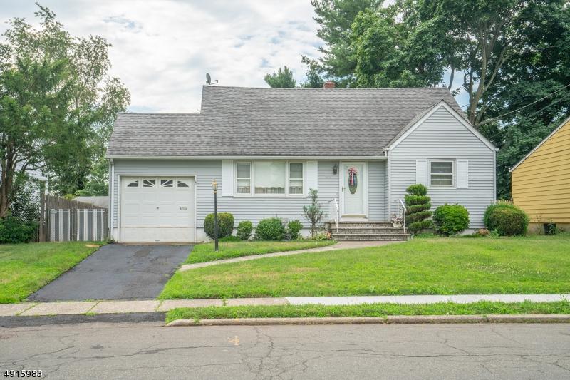 1676 Earl St - Photo 1