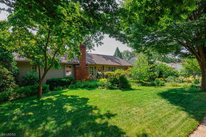 722 Reeder Rd - Photo 1