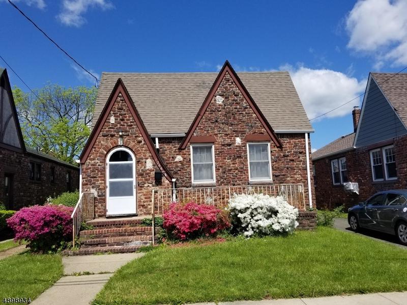 1266 Barbara Ave - Photo 1
