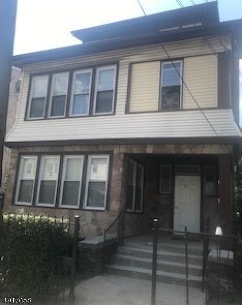 71 Chelsea Ave - Photo 1