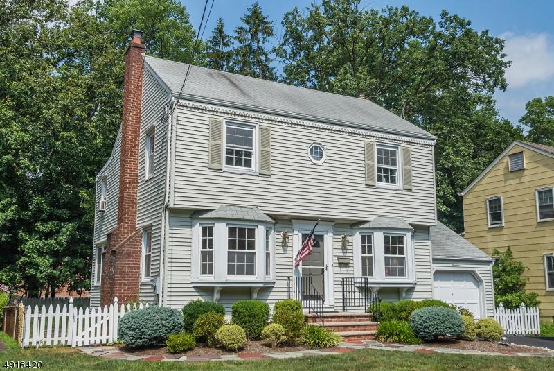 19 Longacre Dr - Photo 1