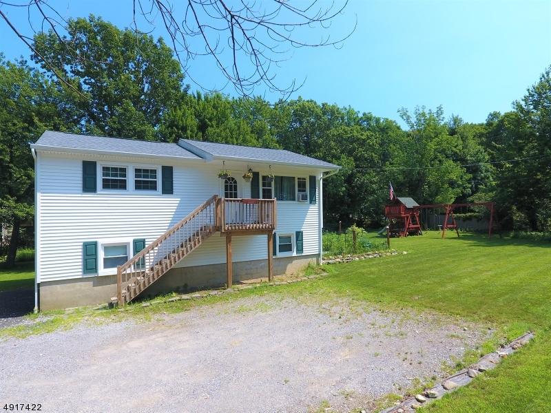 126 N Barry Dr - Photo 1