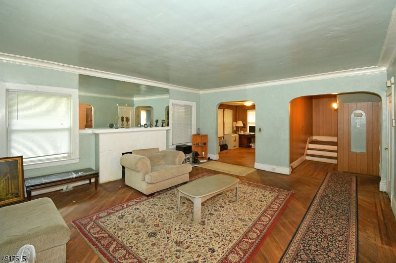 318 Meeker Ave - Photo 1