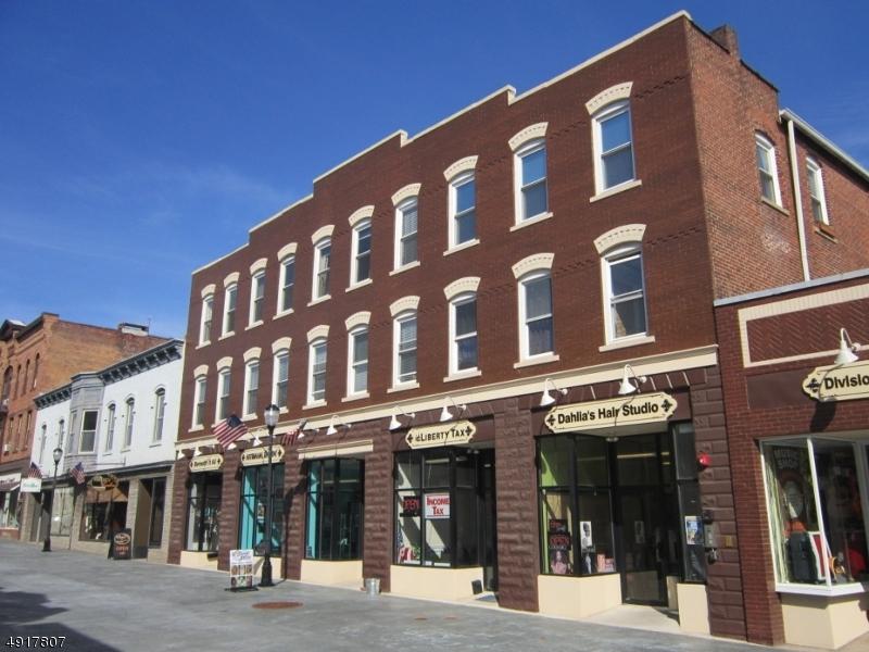 17 Division St - Photo 1