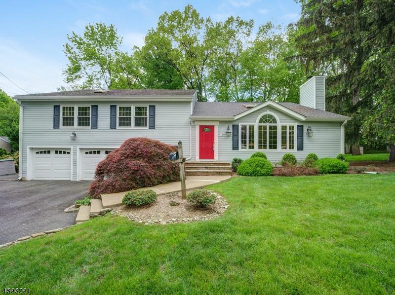 42 Afton Dr - Photo 1