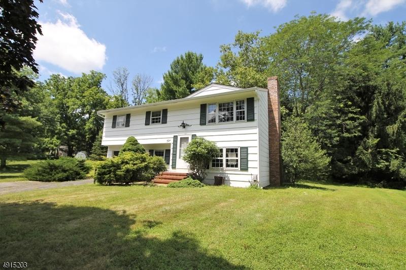 4 Bartles Ln - Photo 1
