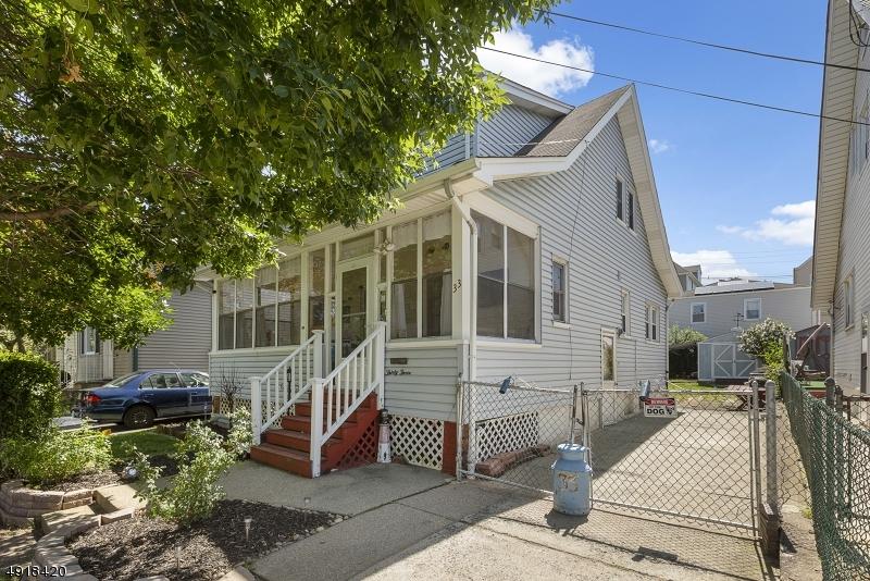 33 Sisco Pl - Photo 1