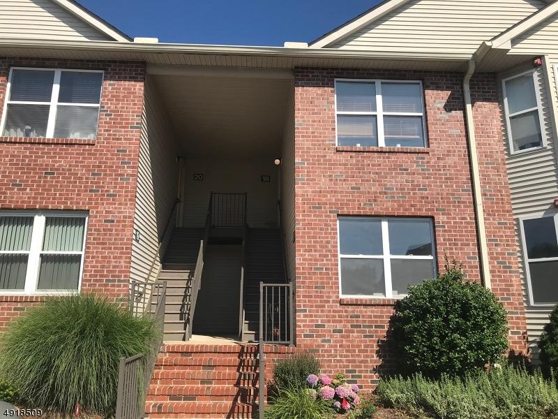 17 Ruby Ln - Photo 1